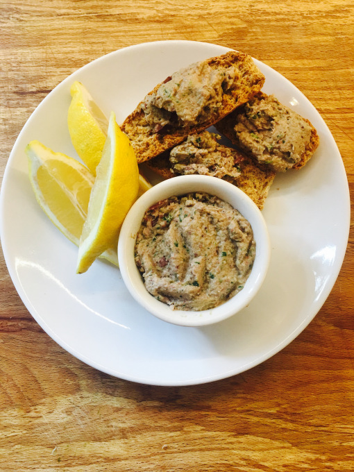 Tuna and Olive Pate | Perfect Lunch for One!